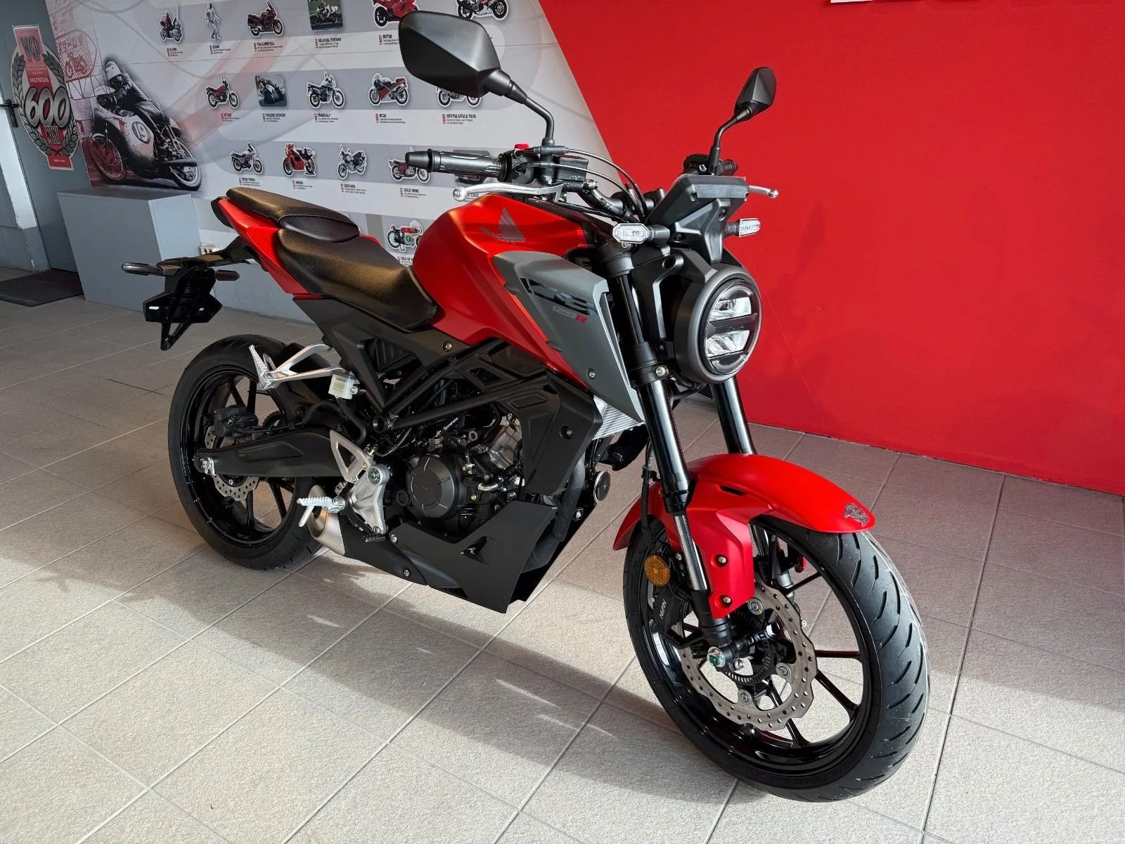 Honda CB125R