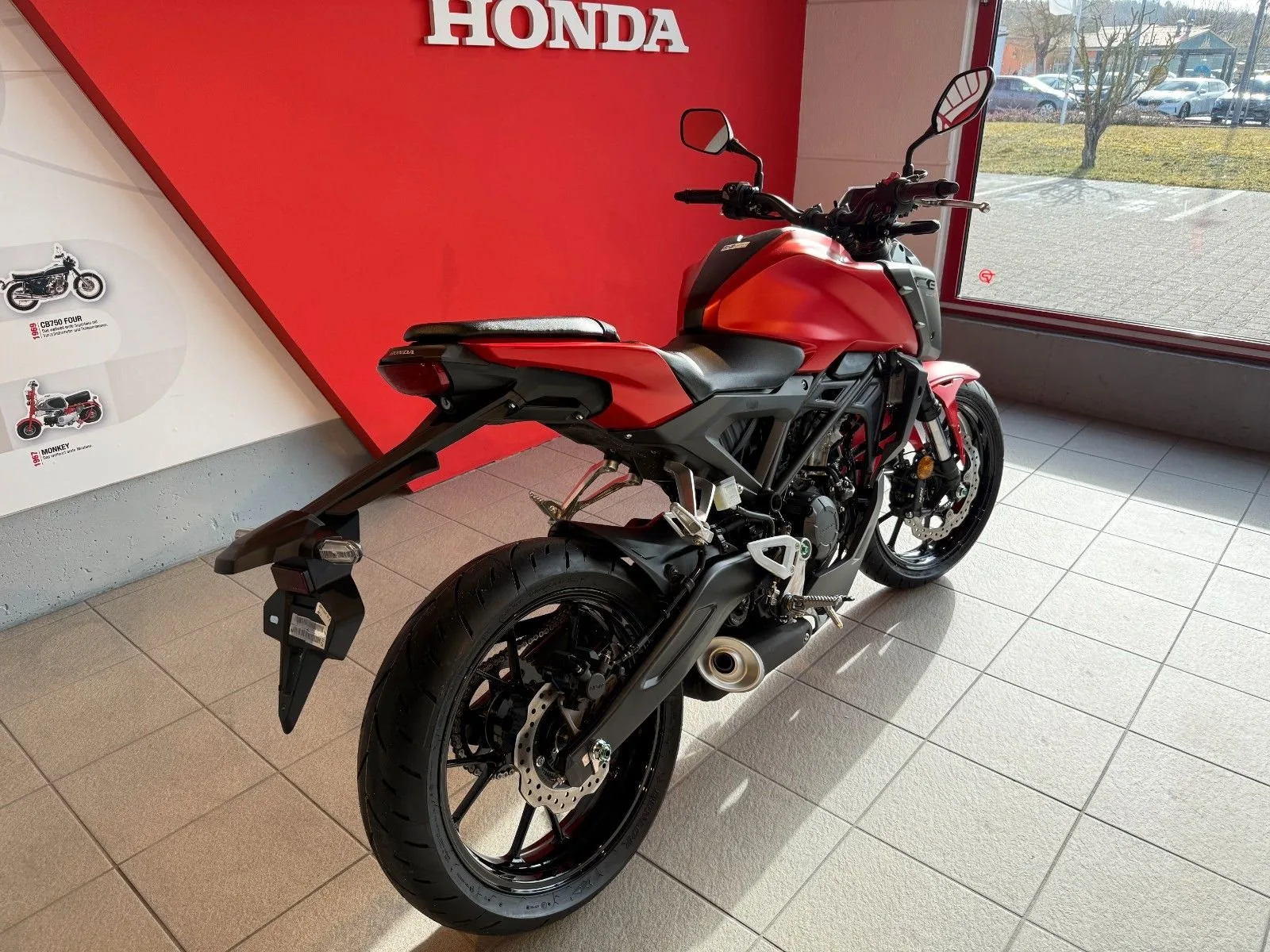 Honda CB125R