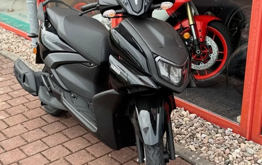Yamaha RayZR
