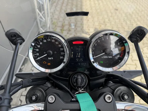 Kawasaki Z900 RS