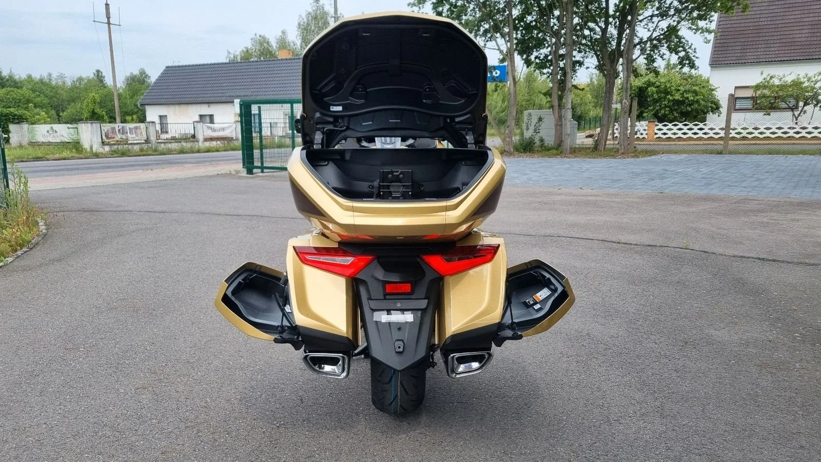 Honda GL 1800 Goldwing Tour DCT