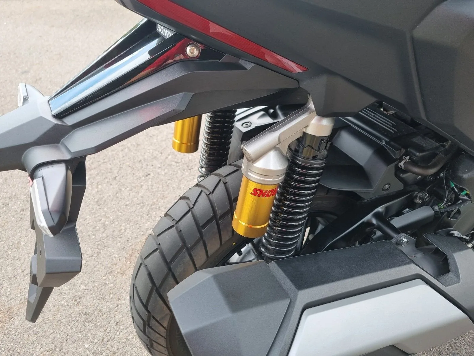 Honda ADV350