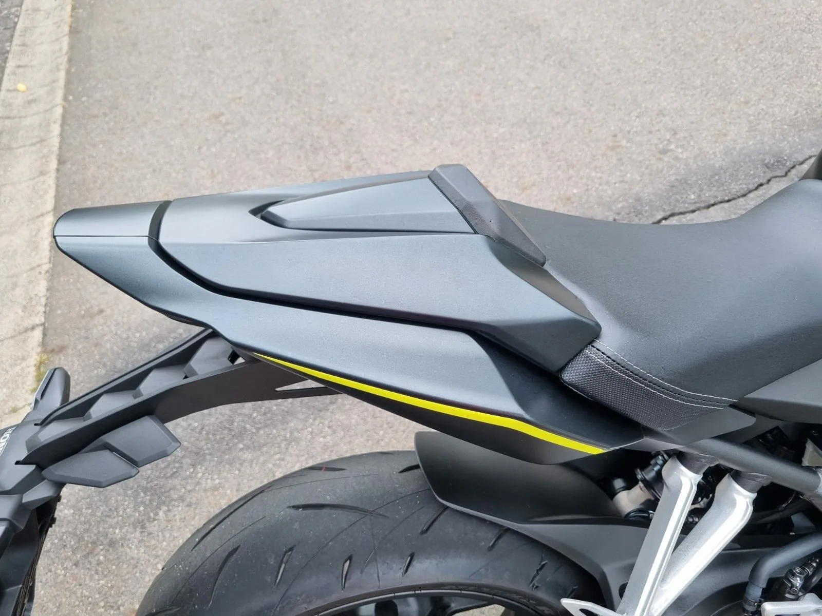 Honda CBR650R E-Clutch