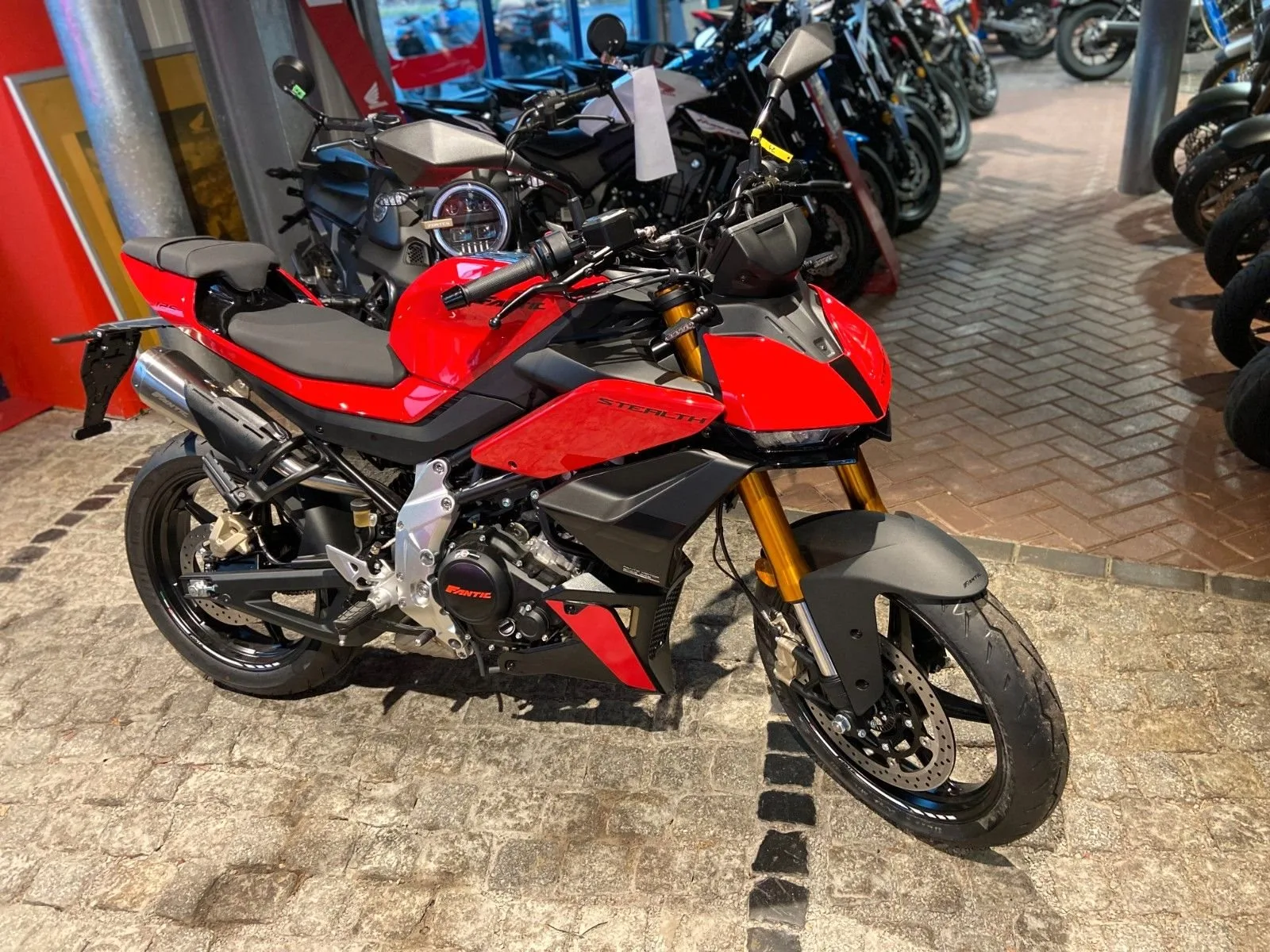 Fantic Stealth 125