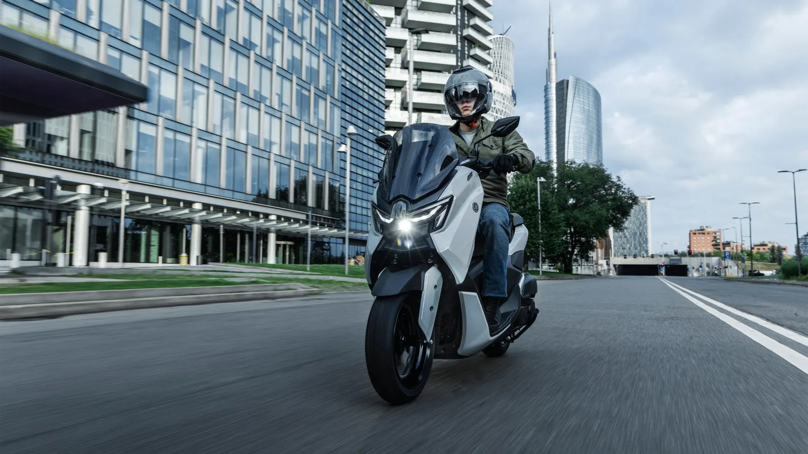 Yamaha NMAX 125 Tech MAX, MY 2025- Dark Magma