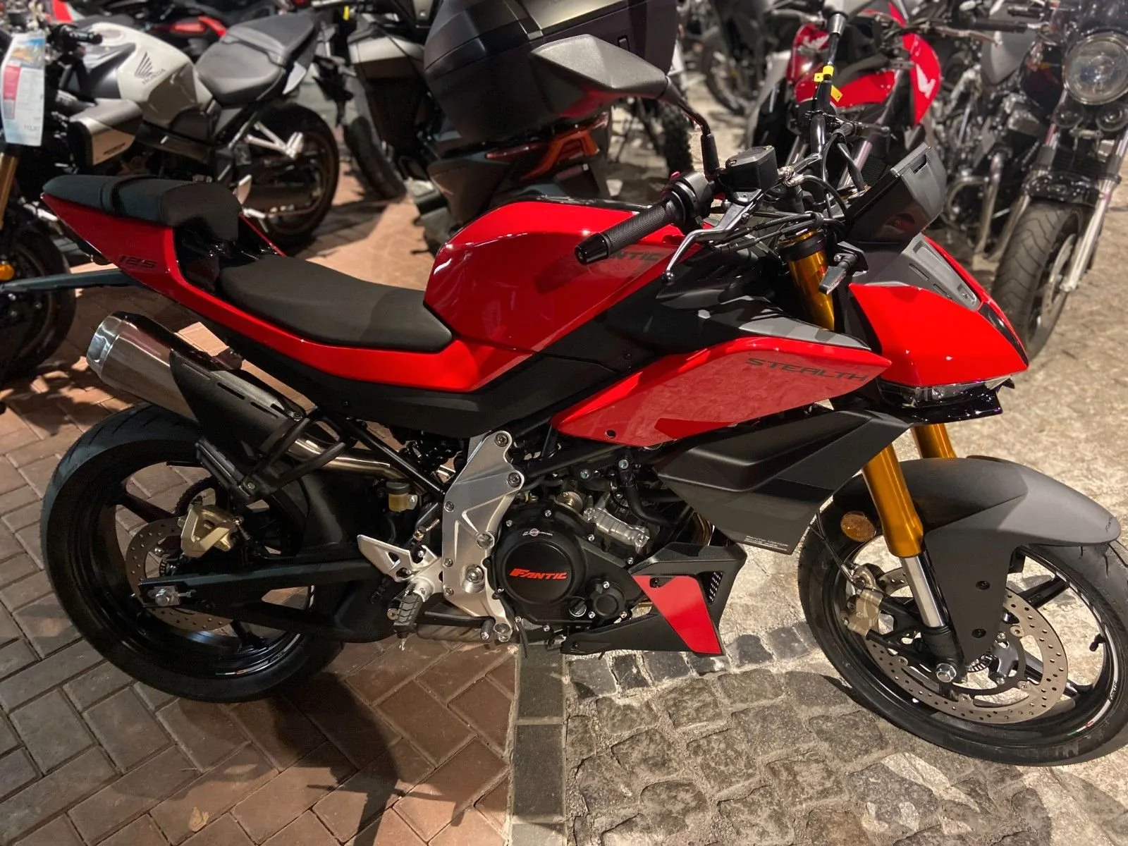 Fantic Stealth 125