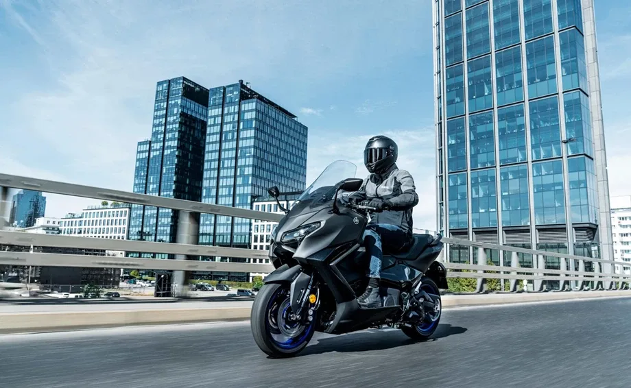 Yamaha TMAX, MY 2025 - Tech Kamo
