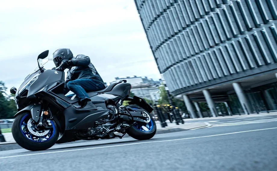 Yamaha TMAX, MY 2025 - Tech Kamo