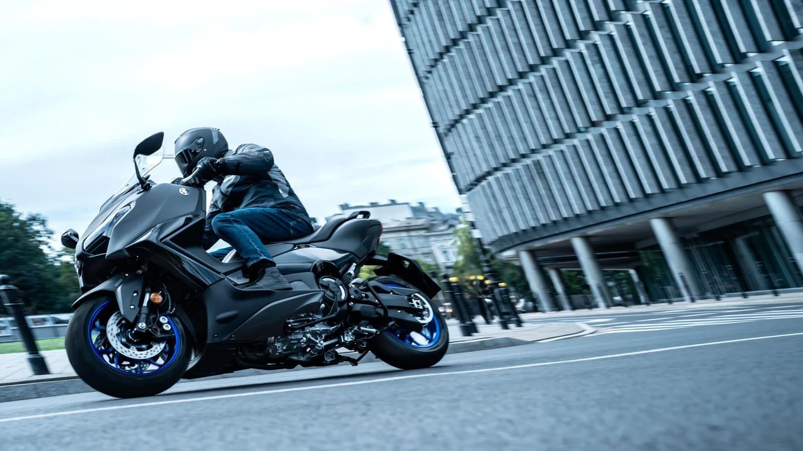 Yamaha TMAX, MY 2025 - Tech Kamo