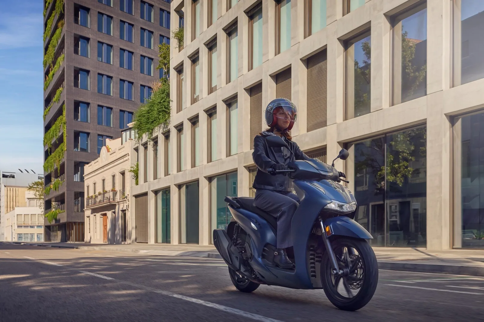 Honda SH350i Sofort verfügbar - 6 Jahre Garantie