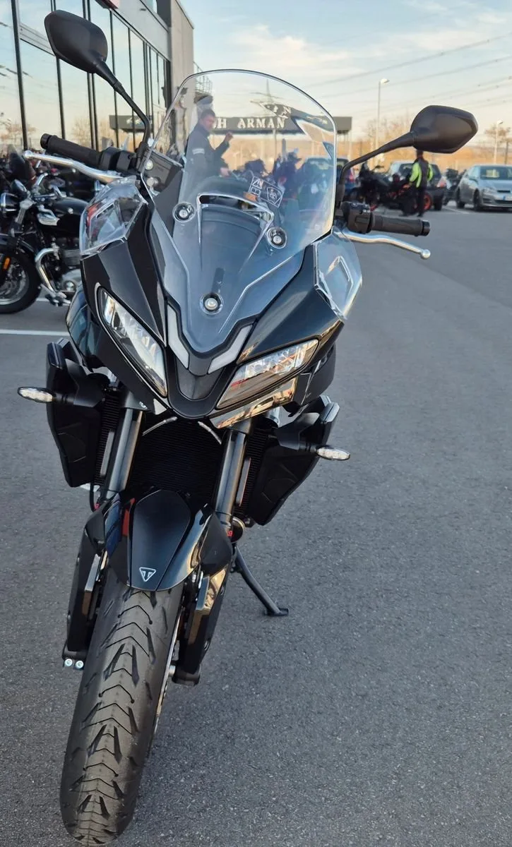 Triumph Tiger Sport 800
