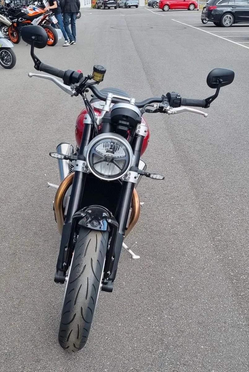 Triumph Speed Twin 1200