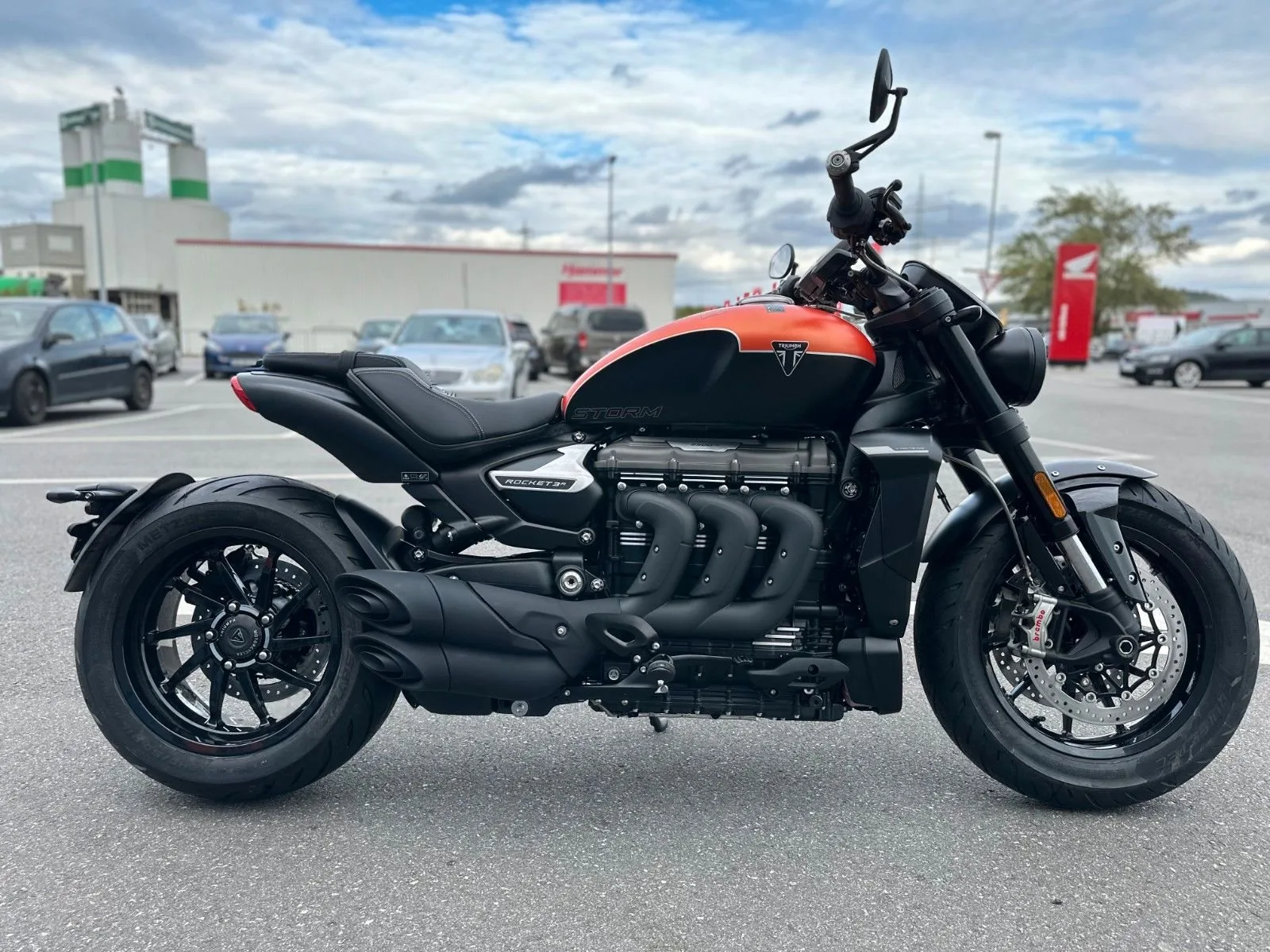 Triumph Rocket 3 Storm R