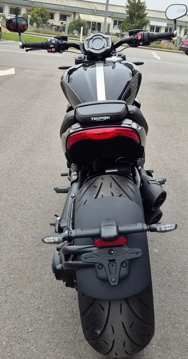 Triumph Rocket 3 Storm R