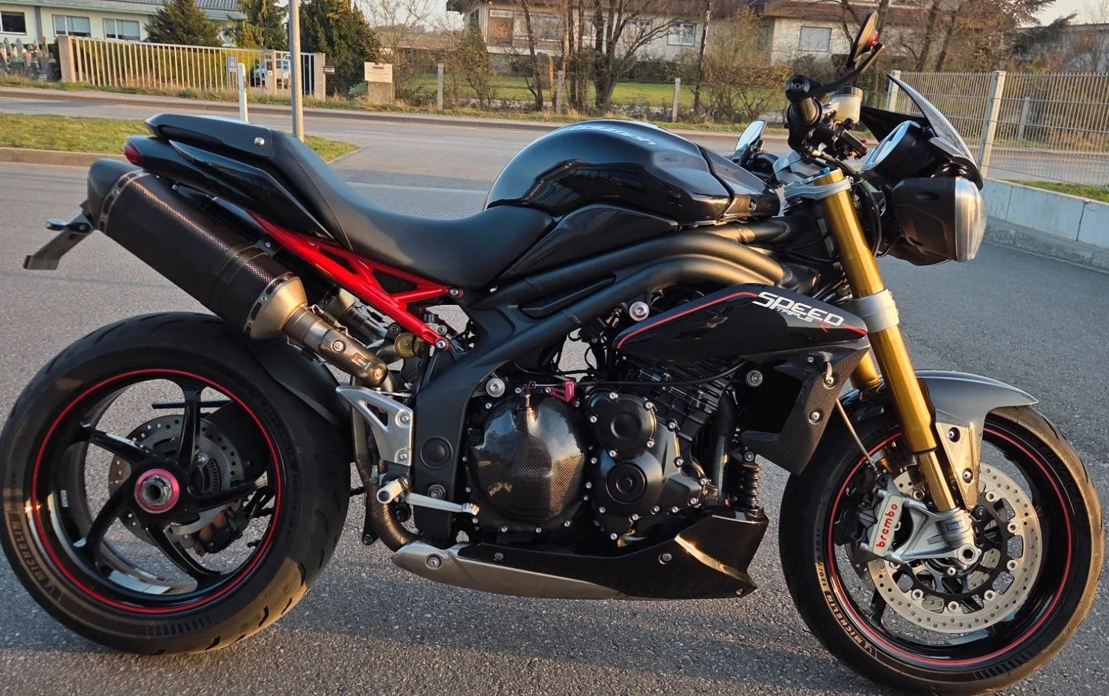 Triumph Speed Triple R