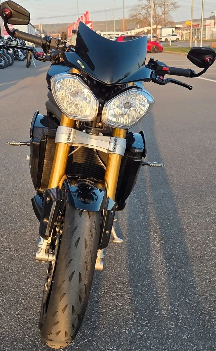 Triumph Speed Triple R