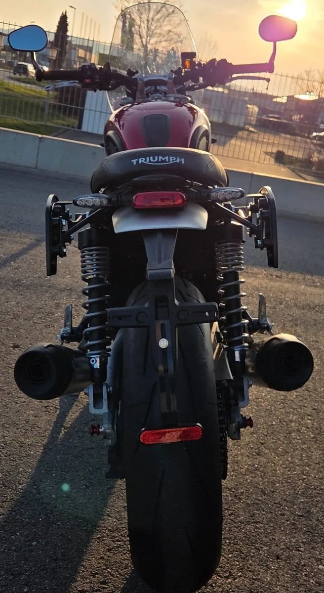 Triumph Speed Twin 1200