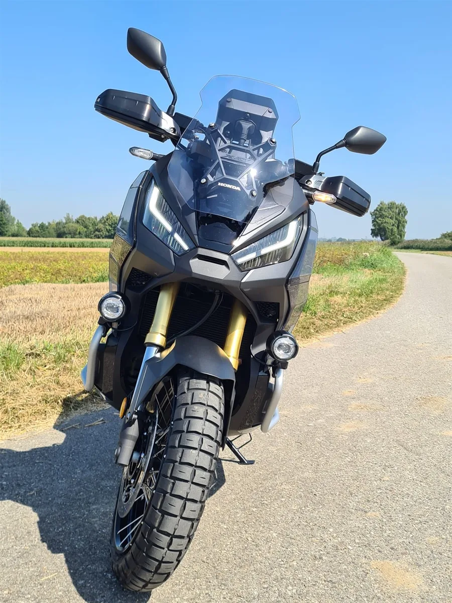 Honda X-ADV - sofort verfügbar - mit Zubehör
