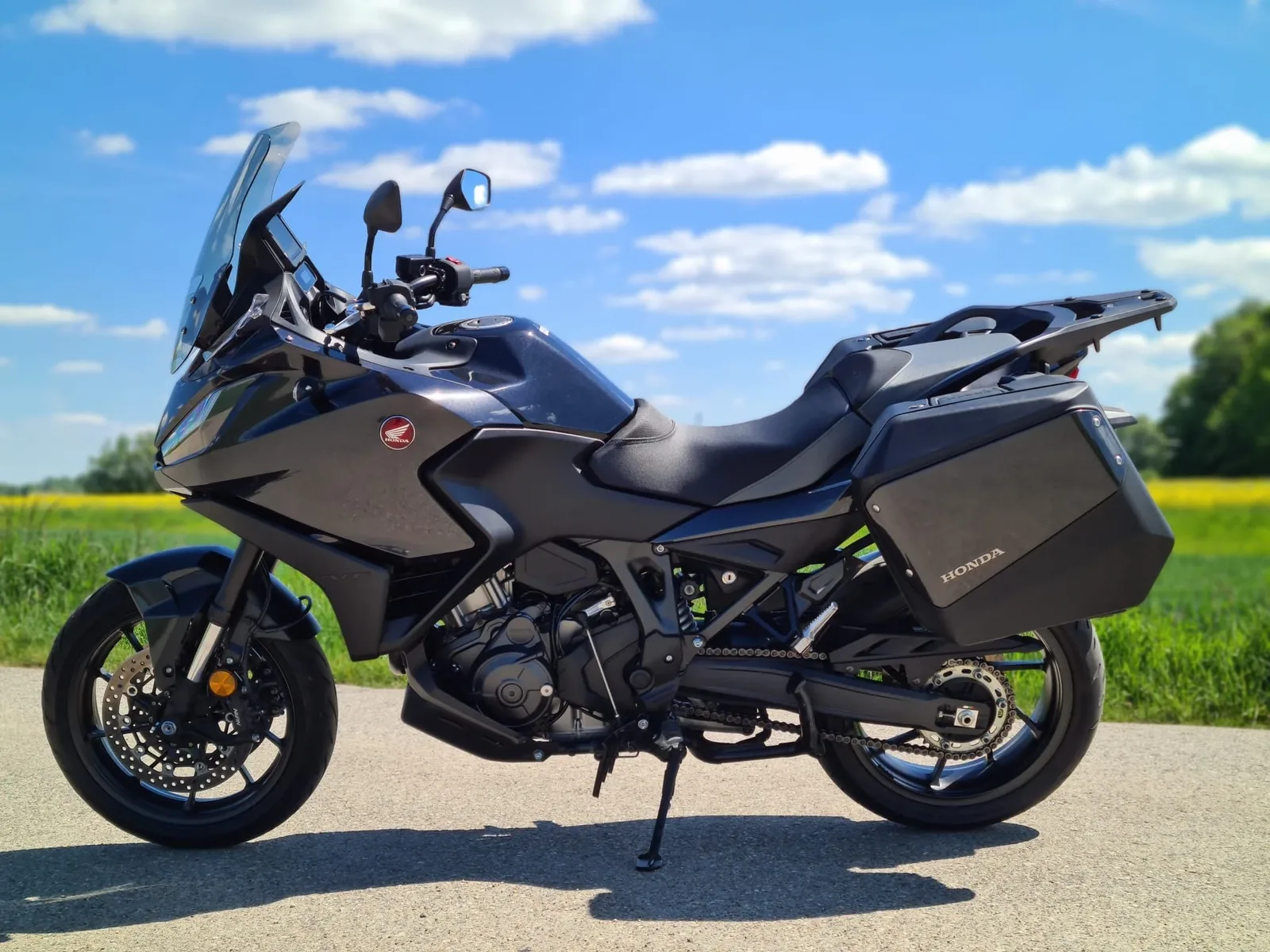 Honda NT1100 - wenig Kilometer - EZL 10/2024