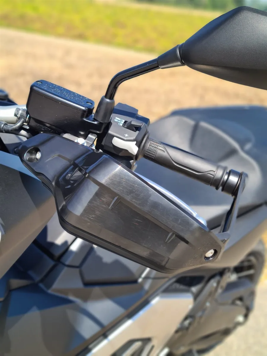 Honda X-ADV - sofort verfügbar - mit Zubehör