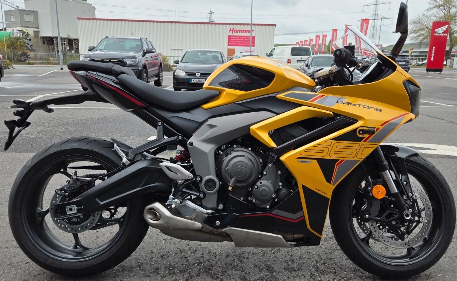 Triumph Daytona 660