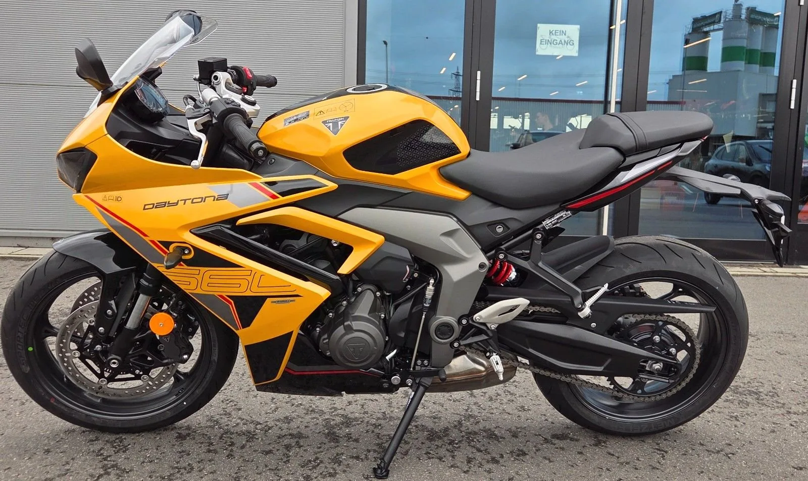 Triumph Daytona 660