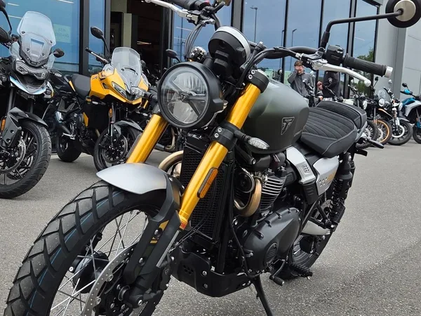 Triumph Scrambler 900