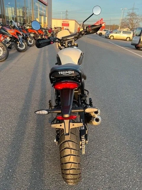 Triumph Scrambler 400 XC