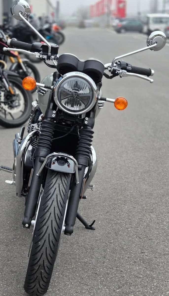 Triumph Bonneville T120