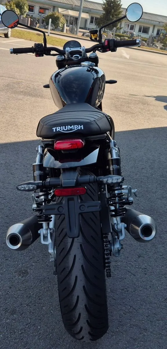Triumph Speed Twin 900