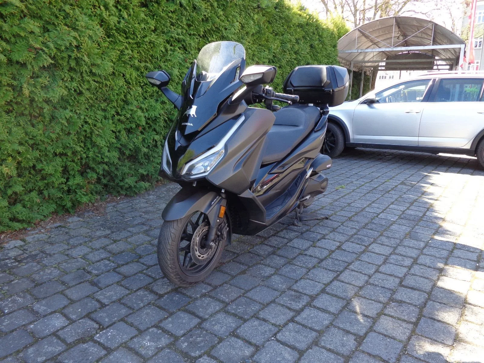 Honda Forza 350