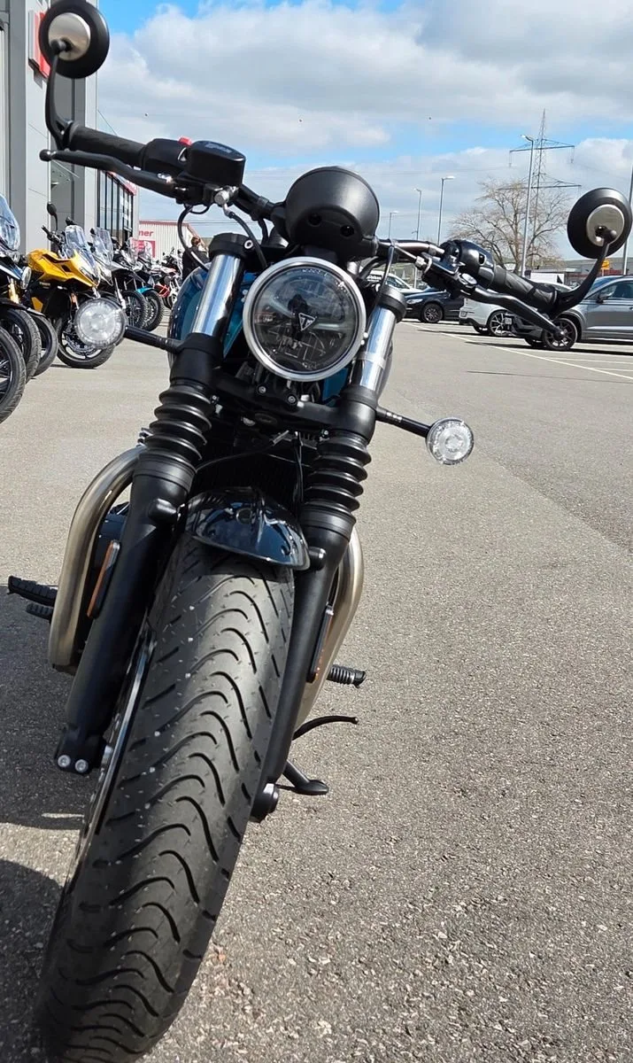 Triumph Bonneville Bobber