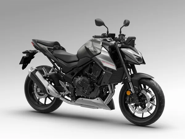 Honda CB750 Hornet OHNE E-Clutch