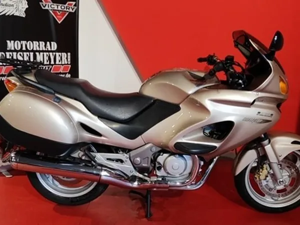Honda NT 650V Deauville Gepflegter Zustand aus 2.Hand!