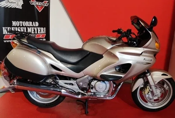 Honda NT 650V Deauville Gepflegter Zustand aus 2.Hand!