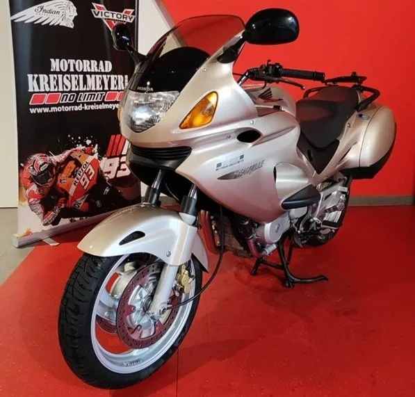 Honda NT 650V Deauville Gepflegter Zustand aus 2.Hand!