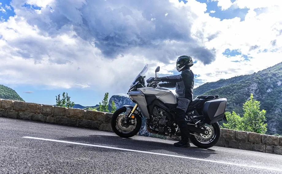 Yamaha Tracer 9 GT Y-AMT, MY 2025 - Y-AMT -Ceramic Ice