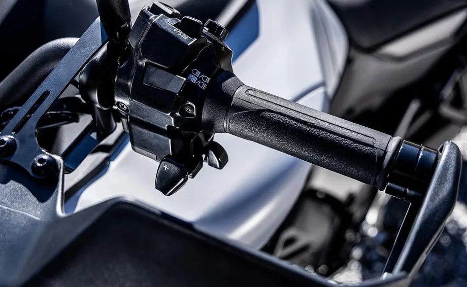 Yamaha Tracer 9 GT Y-AMT, MY 2025 - Y-AMT -Ceramic Ice