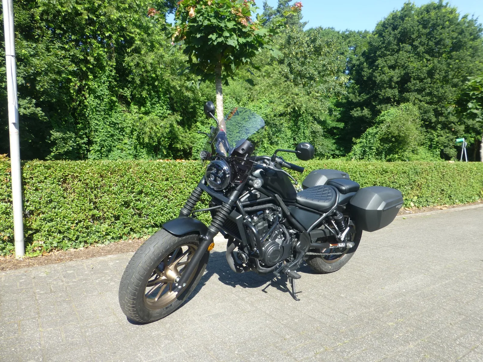 Honda CMX500 Rebel S mit Zubehör