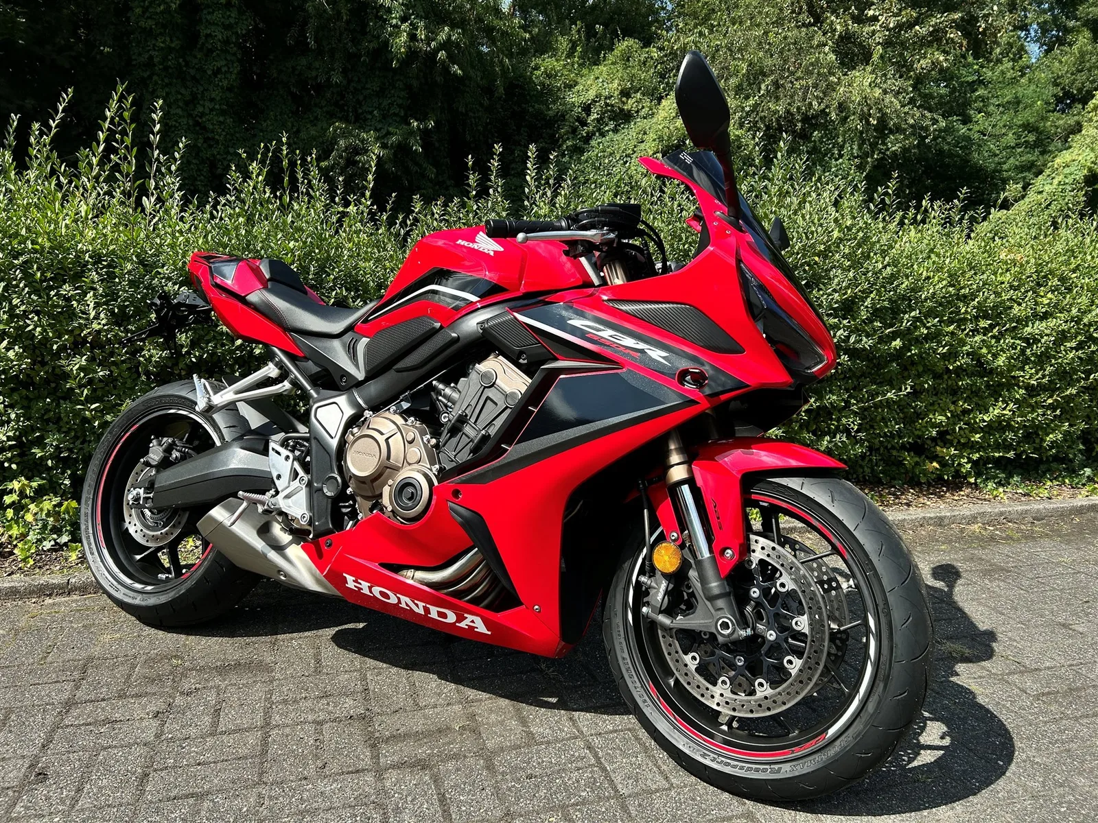 Honda CBR650R Tiefer,48PS,Scheckheft gepflegt