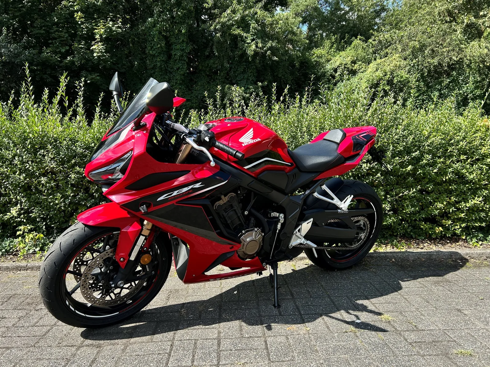 Honda CBR650R Tiefer,48PS,Scheckheft gepflegt