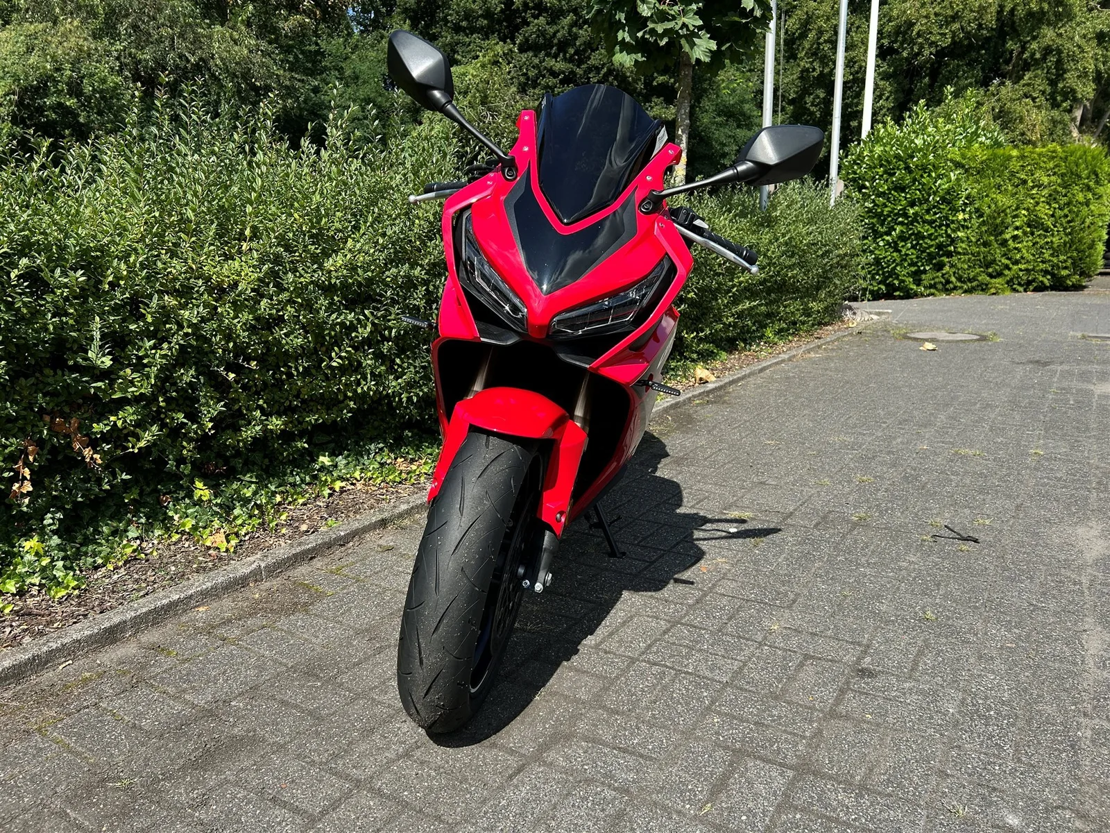 Honda CBR650R Tiefer,48PS,Scheckheft gepflegt