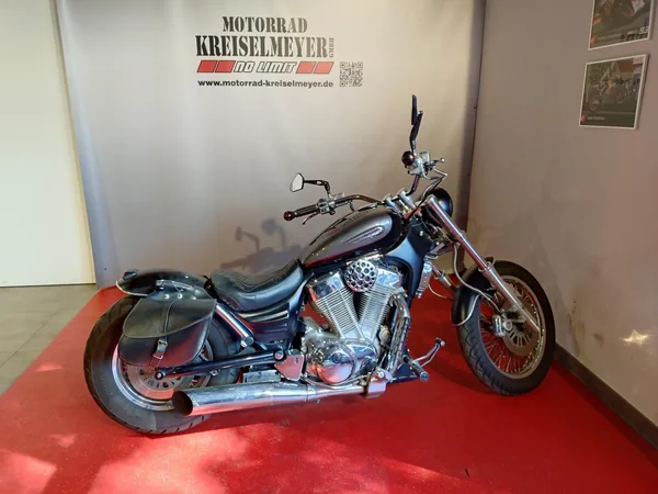 Suzuki Intruder VS 1400 Gepflegter Zustand mit viel Sonderzubehör!