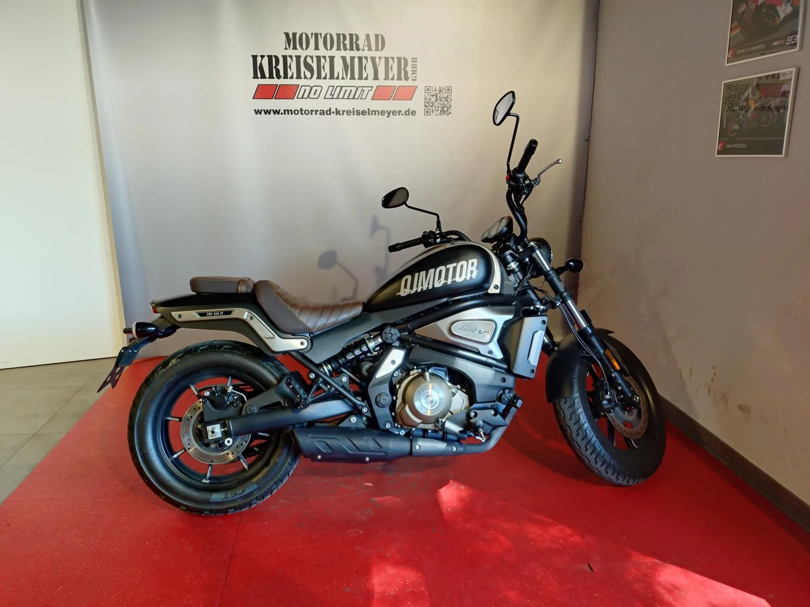 QJ Motor SRV 550 ST Neuwertiger Zustand!