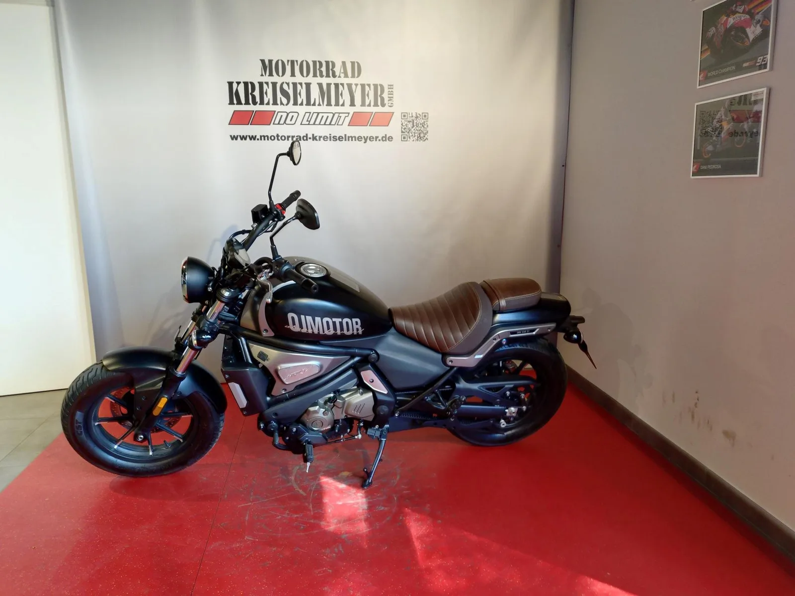 QJ Motor SRV 550 ST Neuwertiger Zustand!