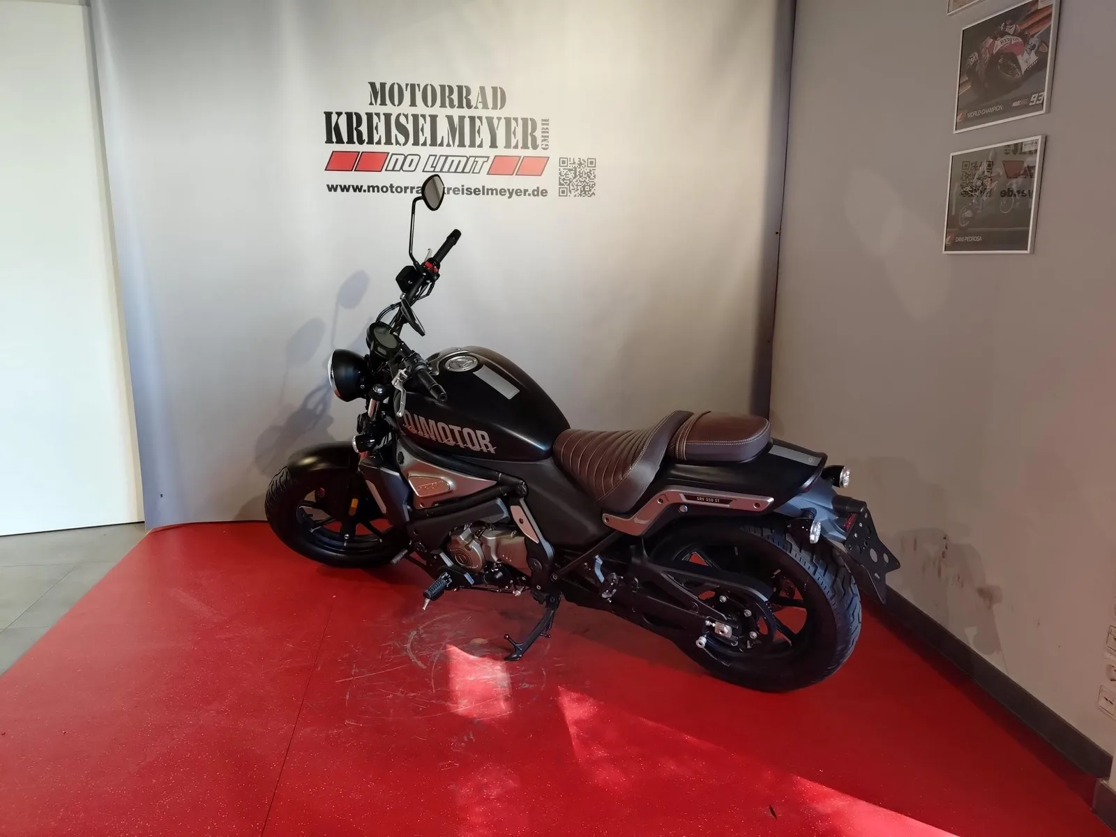 QJ Motor SRV 550 ST Neuwertiger Zustand!