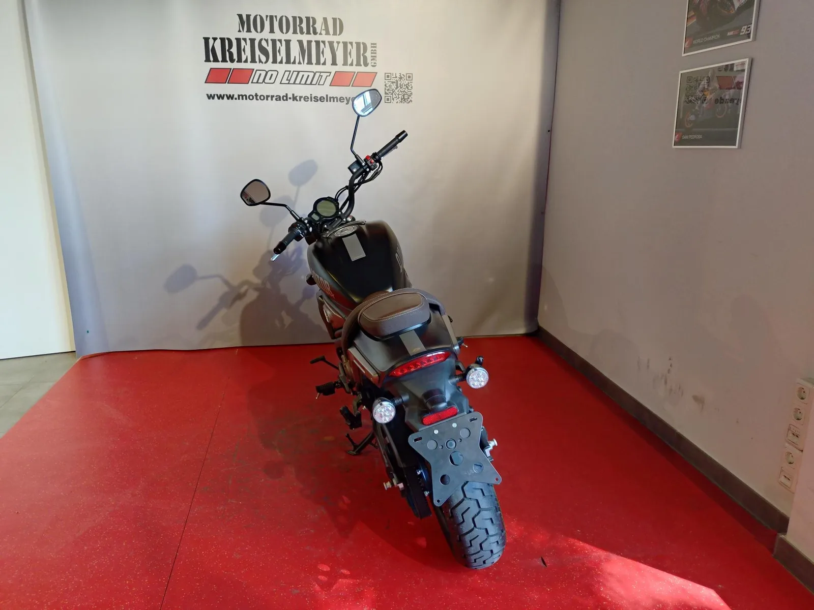 QJ Motor SRV 550 ST Neuwertiger Zustand!