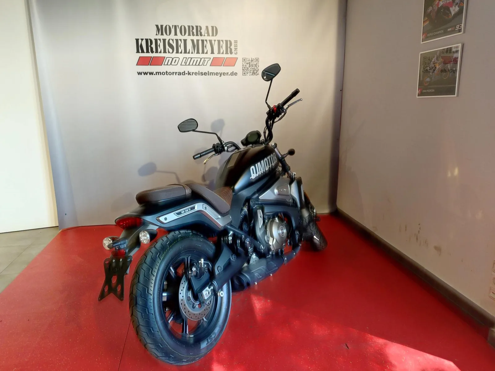QJ Motor SRV 550 ST Neuwertiger Zustand!