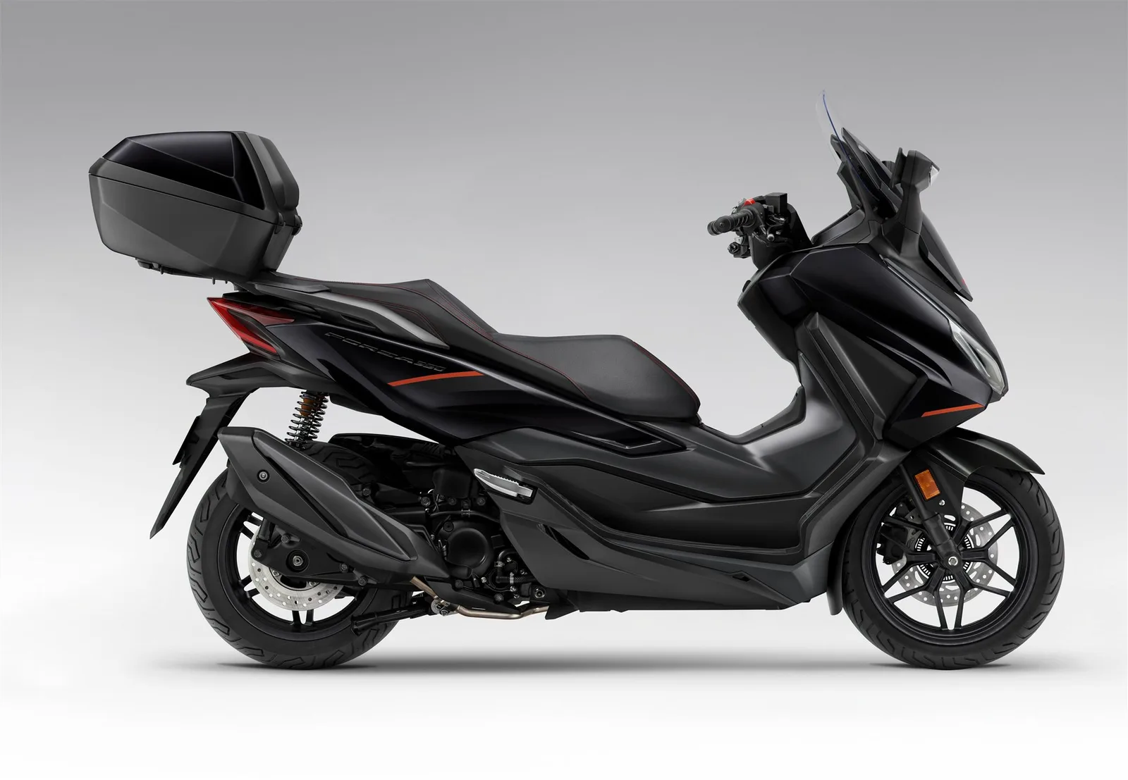 Honda Forza 350 Special Edition -- 6 Jahre Garantie\* -- Sofort Lieferbar