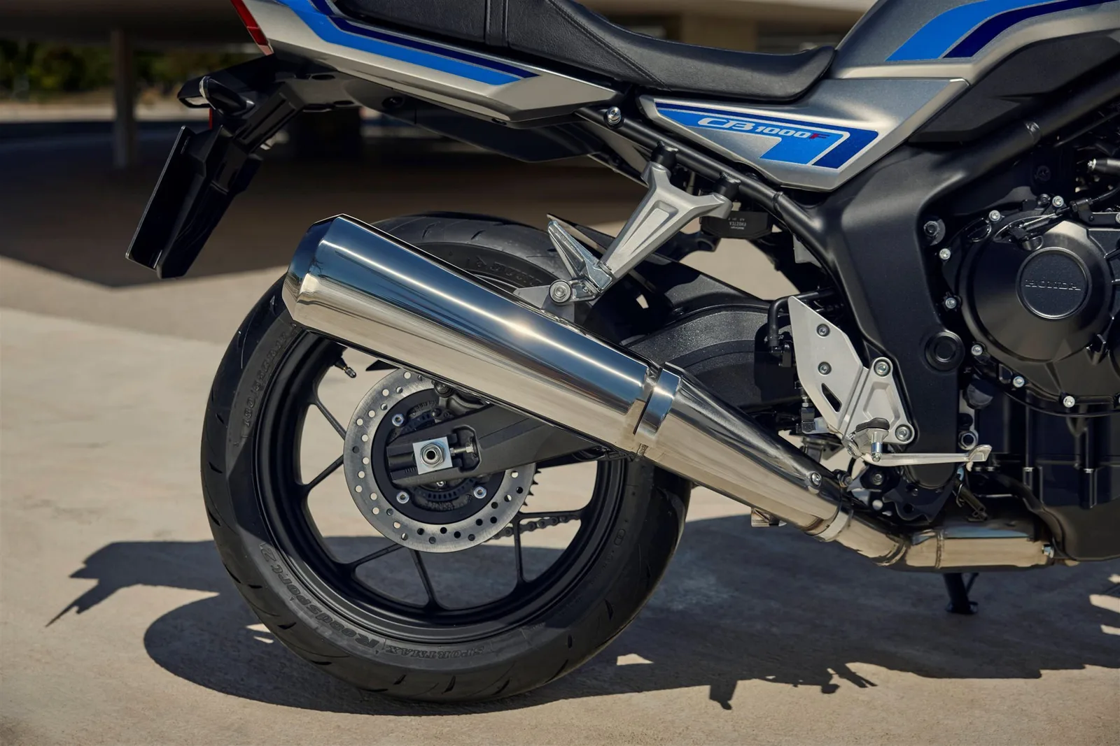Honda CB1000F Lieferbar ca. KW01/2027 -- 6 Jahre Garantie\* --